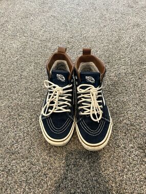 Vans Navy High-Top Sk8 Suede Sherpa Lined Sneakers